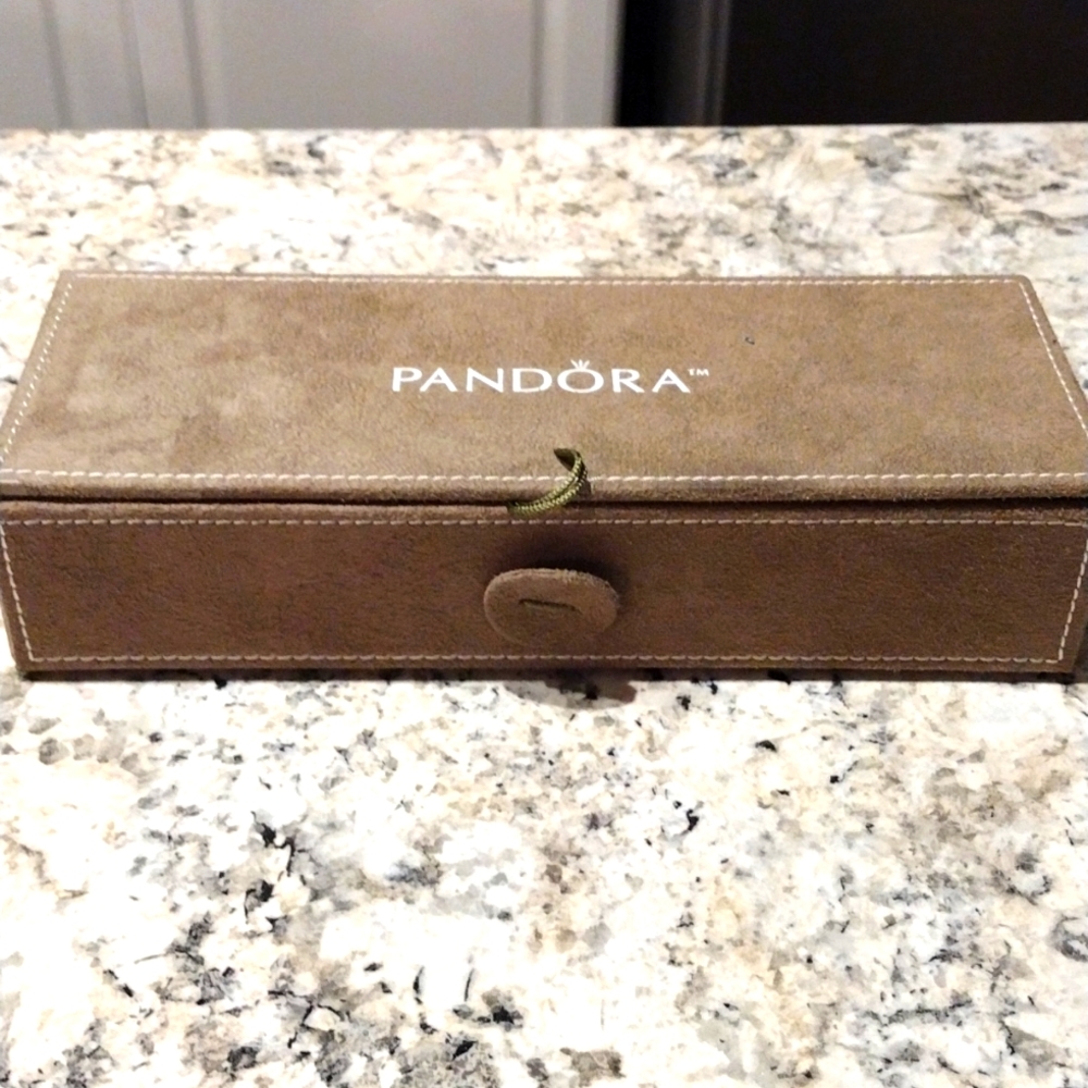Pandora jewelry storage